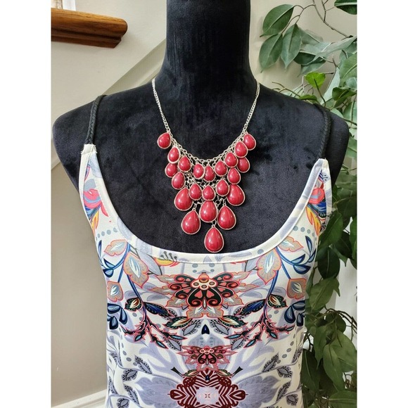 Loveu. Dear Women's White Polyester Scoop Neck Sleeveless Casual Top Blouse 2XL - Picture 2 of 12